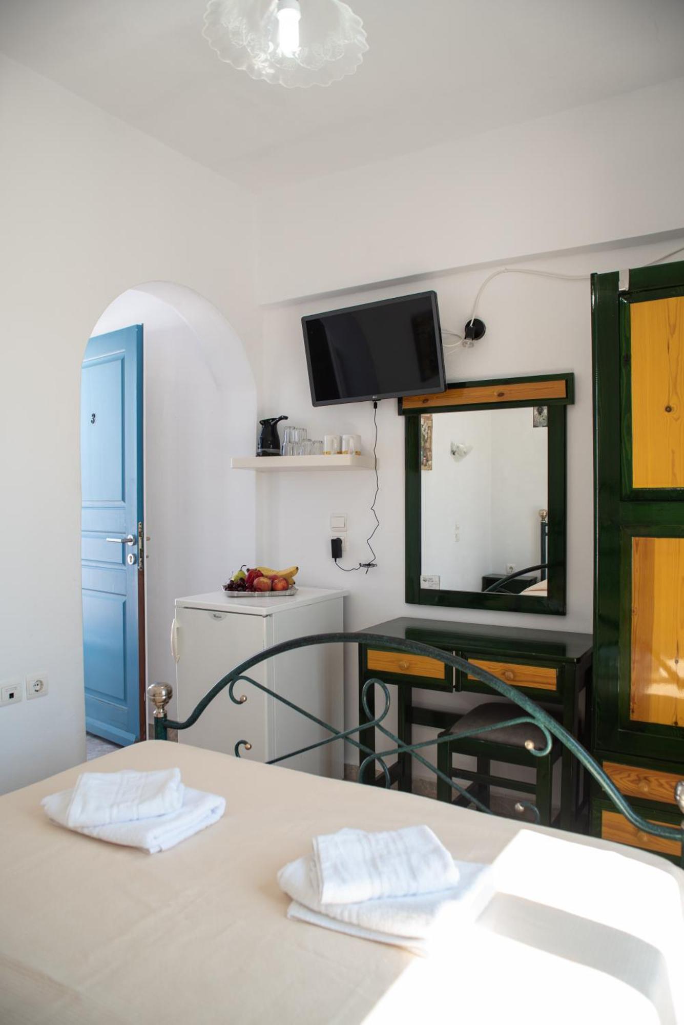 Deep Blue Aparthotel อาโยส โพรโกปิออส ภายนอก รูปภาพ