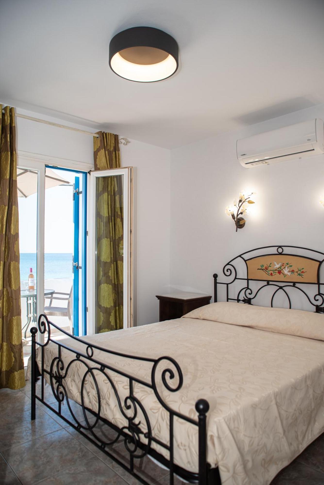 Deep Blue Aparthotel อาโยส โพรโกปิออส ภายนอก รูปภาพ